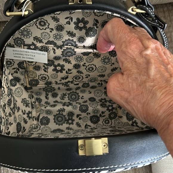 Spring step L’Artiste Zebra rounded bag with removable adjustable strap - Picture 7 of 12